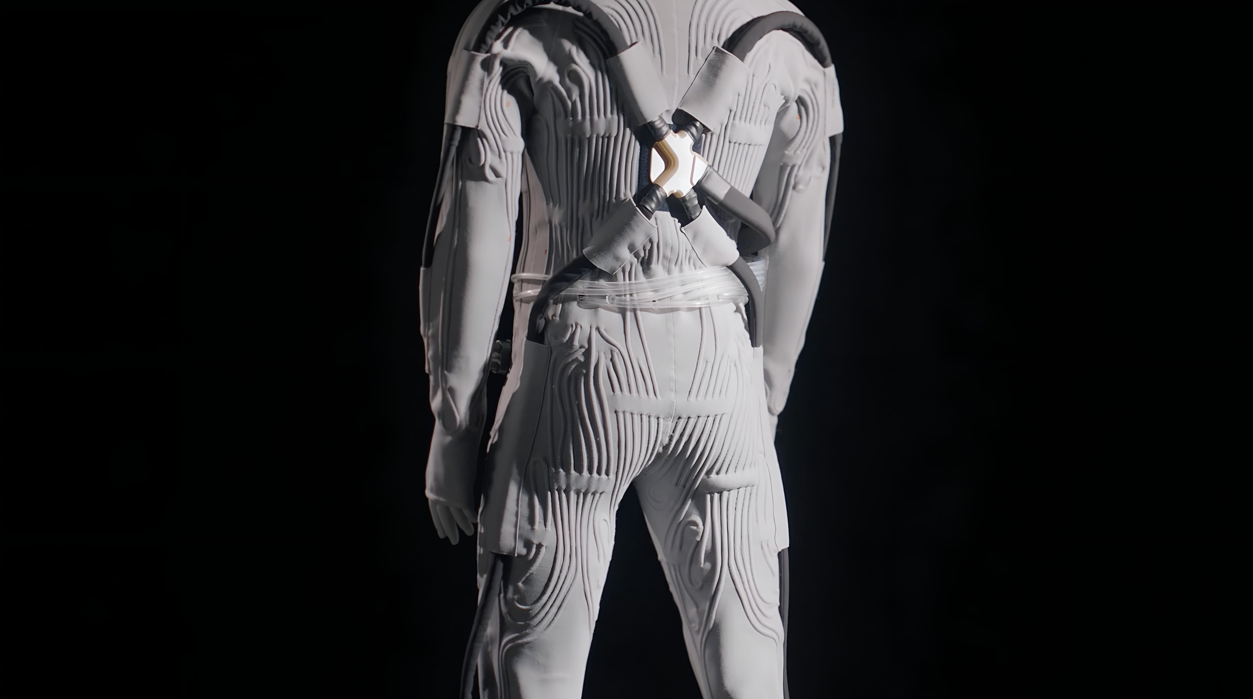 Innovación y Tendencias en la Industria de la Moda Espacial: El Caso Prada y la NASA